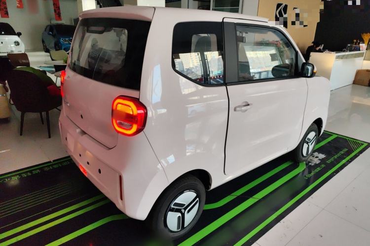 Used  uni 2025 Mildly Sweet Version 11.52 kWh
