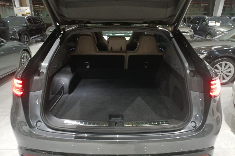 Used Hima Luxeed R7 2025 Range-Extended Version 251 km Max
