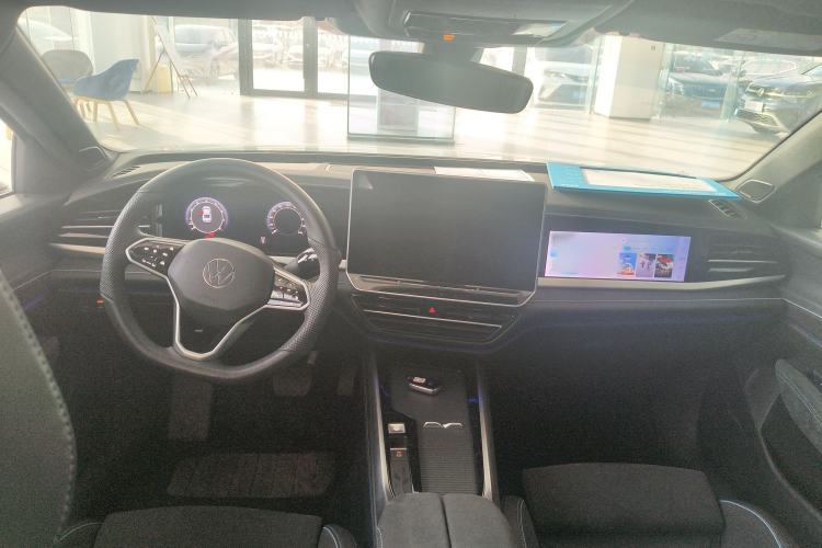 Used Volkswagen Passat 2025 Pro 380TSI Starry Dragon Luxury Edition
