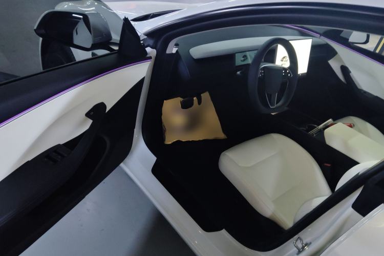 Used Tesla Model 3 2023 Rear-Wheel-Drive Version
