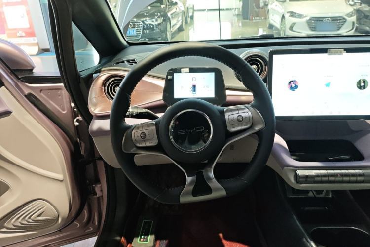 Used BYD Dolphin 2021 405 km Fashion Edition
