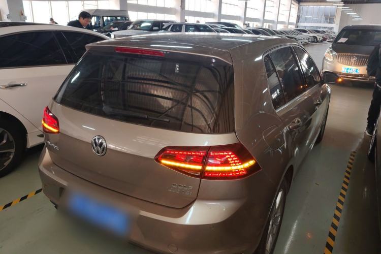 Used Volkswagen Golf 2017 230TSI Automatic Comfort Edition – Celebrating Milestone of One Million Units
