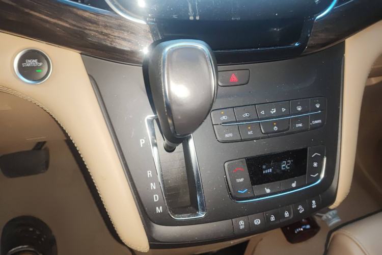 Used Buick GL8 2018 ES 28T Premium Model China VI Standard
