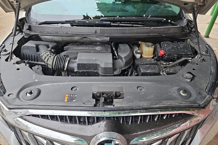 Used Buick GL8 2021 ES Landtrek 653T Comfort Edition
