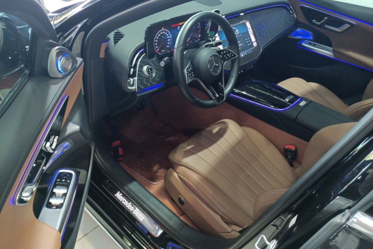 Used Mercedes-Benz E-Class 2025 E 260 L
