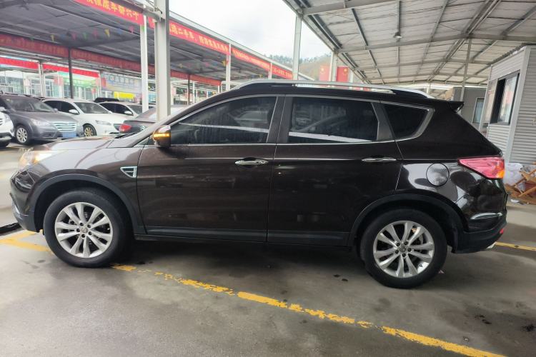 Used Dongfeng Aeolus AX7 2016 2.0L Automatic Zhiyi Trim