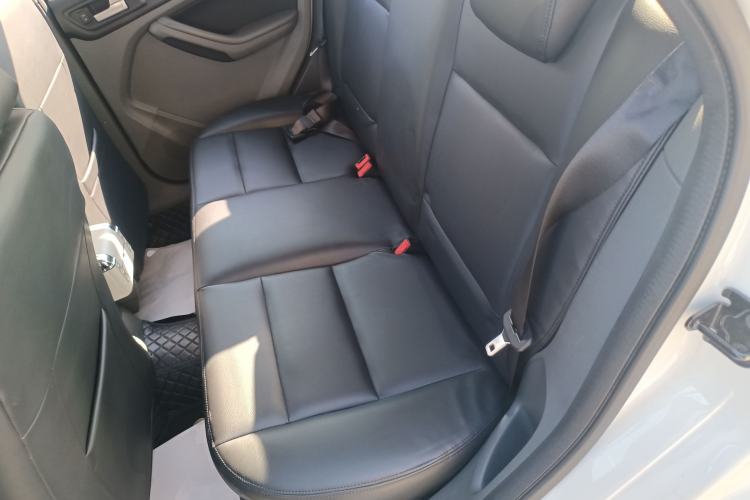 Used Ford Focus 2013 Hatchback Classic 1.8L Automatic Base Model
