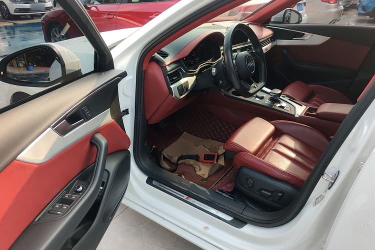 Used Audi A4L 2018 30th Anniversary Edition 40 TFSI Sport Edition