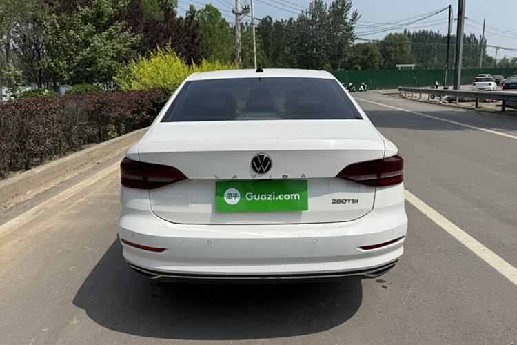 Used Volkswagen Lavida 2021 1.5L Automatic Vision Edition
