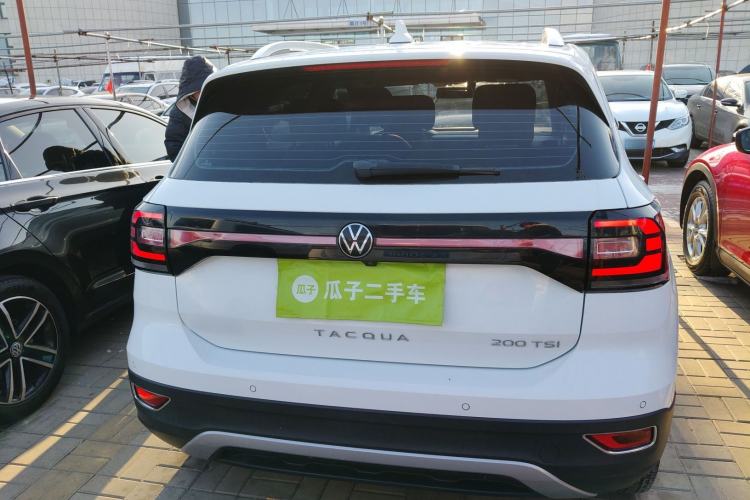 Used Volkswagen Tacqua 2021 200TSI DSG JoyConnect Edition