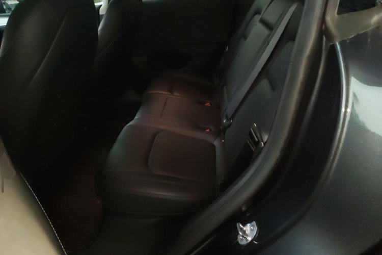 Used Tesla Model Y 2024 Long-Range All-Wheel-Drive Version
