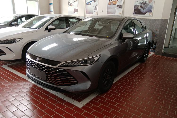 Used BYD Qin PLUS 2025 DM-i Smart Drive 55KM Leading Model