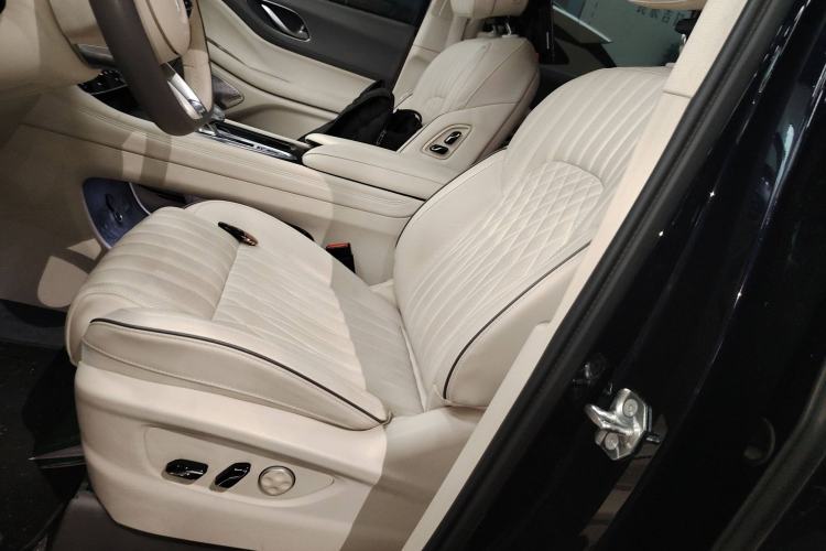 Used VOYAH Dream 2022 Low-Carbon Edition Home
