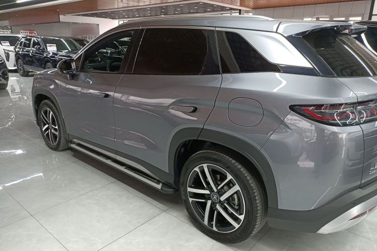 Used BYD Song L DM-i 2024 112 km Leading Edition
