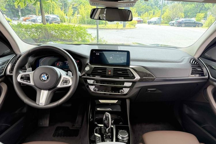 Used BMW X3 2021 xDrive30i Luxury Model with M Sport Package
