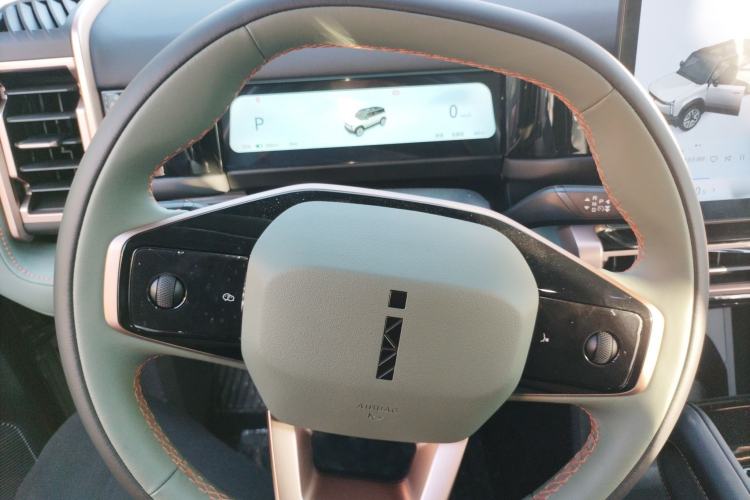 Used  03 2024 472km Four-Wheel Drive Long-Range Version
