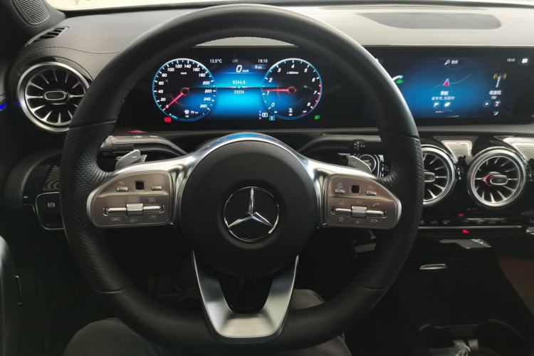 Used Mercedes-Benz A-Class 2022 Revised Version A 200 L Sport Sedan Fashionable Style