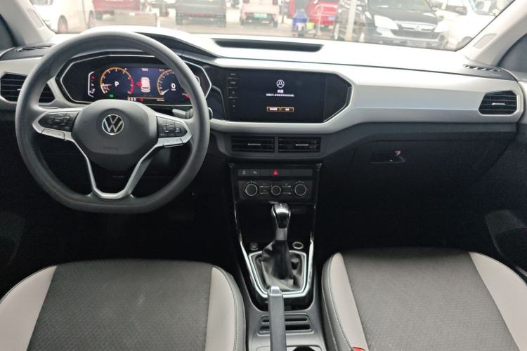 Used Volkswagen Tacqua 2021 200TSI DSG JoyConnect Edition