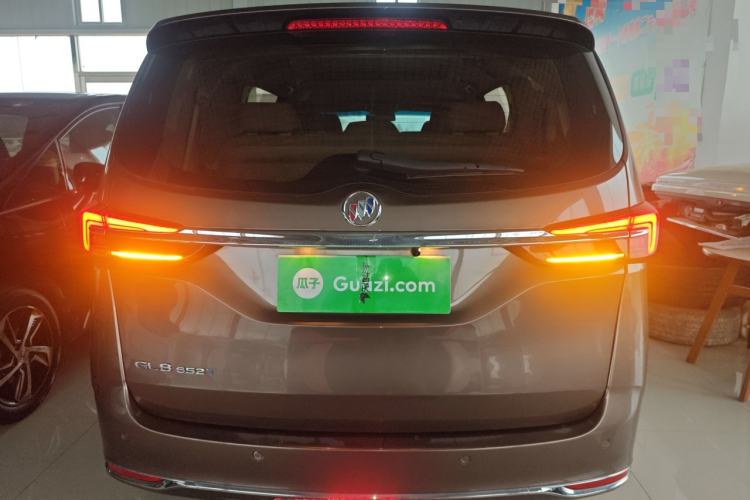 Used Buick GL8 2022 Land Cruiser Executive Class 652T Comfort Model