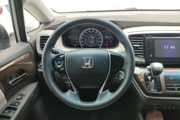 Used Honda Odyssey 2015 Revised Version 2.4L Comfort Edition
