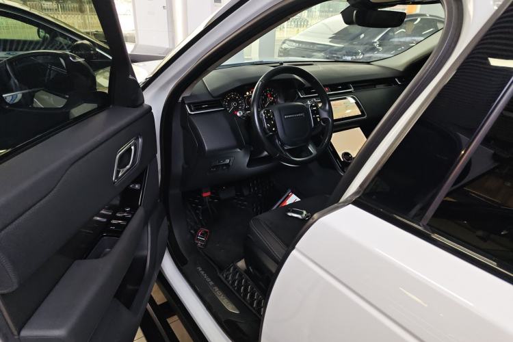 Used Land Rover Range Rover Velar 2019 250 PS