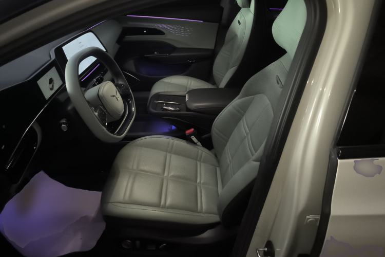 Used Hongqi EH7 2024 820 Pro
