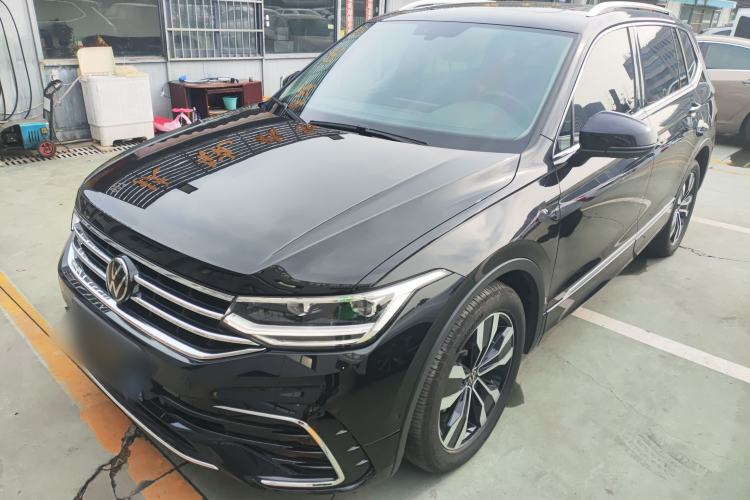 Used Volkswagen Tiguan L 2024 Outstanding Model 330TSI Automatic Two-Wheel Drive R-Line Dragon Glory Edition
