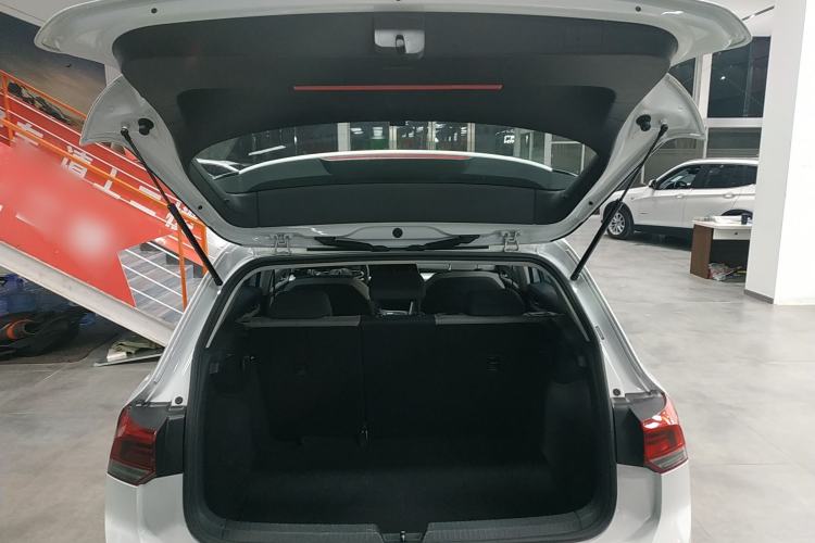 Used Volkswagen Golf 2023 200TSI DSG