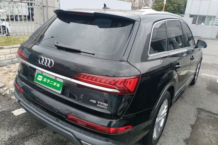 Used Audi Q7 2023 45 TFSI quattro S line Sport model