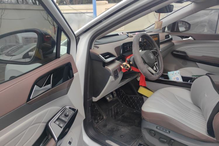 Used Volkswagen ID.6 X 2022 Smart Enjoyment Long-Range Edition
