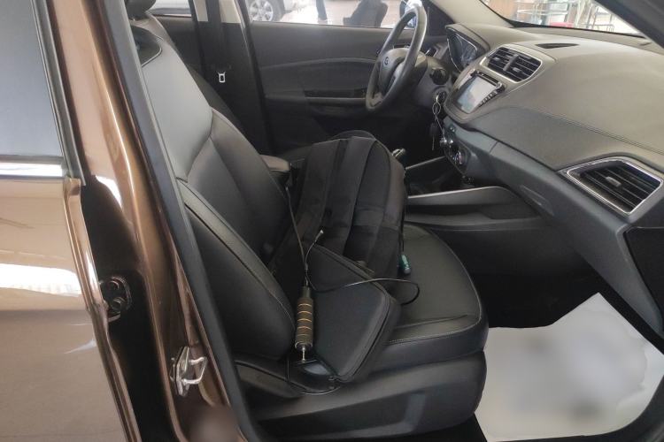 Used Ford Escort 2015 1.5L Manual Fashion Edition
