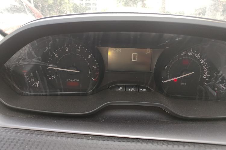 Used Peugeot 2008 2014 1.6L Automatic Trend Edition