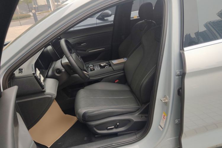 Used BYD Qin L 2024 DM-i 120KM Excellence Model
