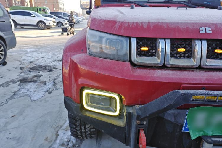 Used  BJ40 2019 PLUS 2.3T Automatic Four-Wheel Drive Premium Edition China VI
