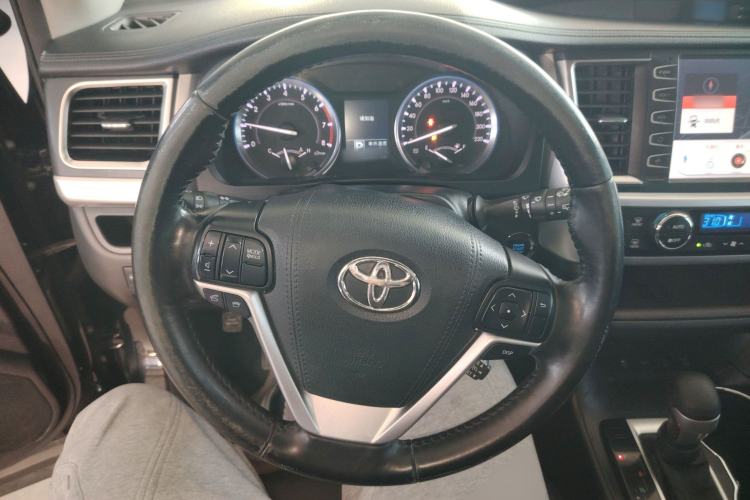 Used Toyota Highlander 2015 2.0T Four-Wheel Drive Luxury Edition 7-Seater
