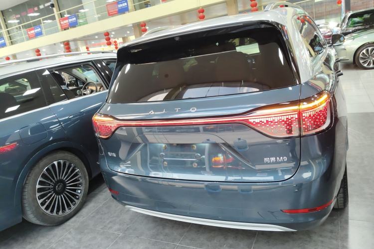 Used Hima AITO M9 2024 Range-Extended Ultra Version 52 kWh 6-Seater Model
