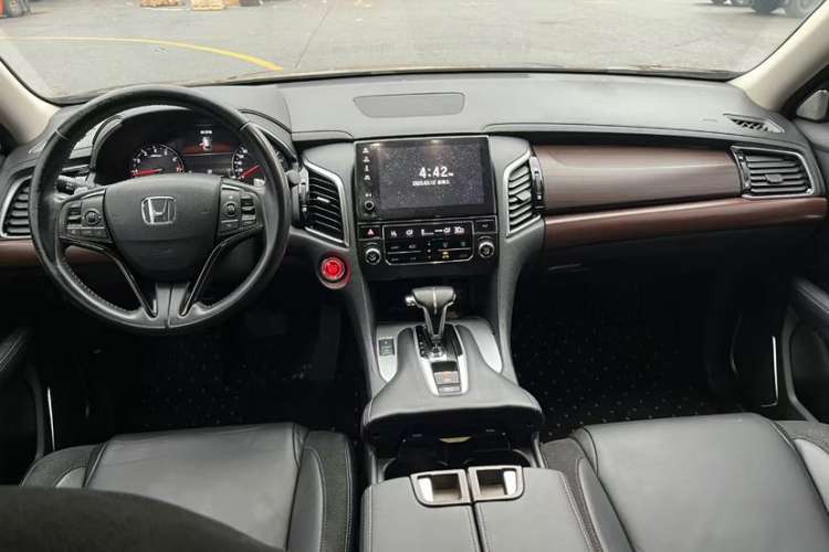 Used Honda Avancier 2017 240TURBO Two-Wheel Drive Comfort Version
