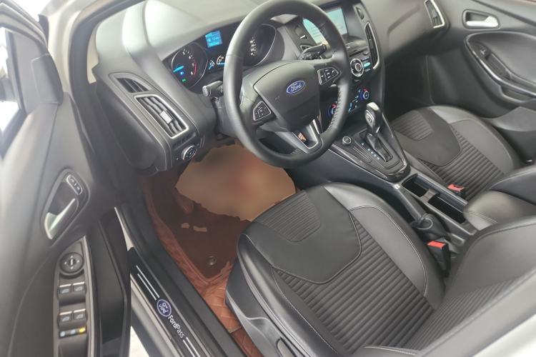 Used Ford Focus 2017 Hatchback 1.6L Automatic Fashion Edition Smart Drive Version