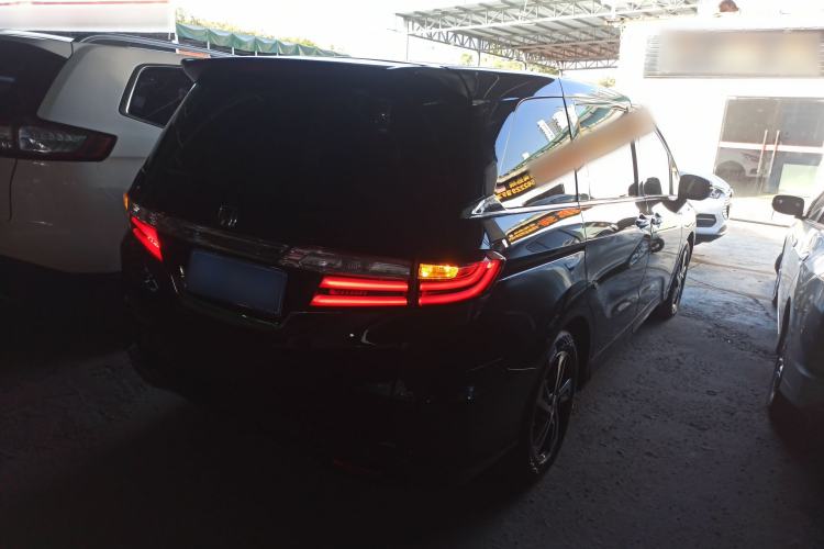 Used Honda Odyssey 2015 2.4L Smart Edition
