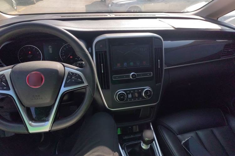 Used BYD Song MAX 2017 1.5T Manual Smart Connect Luxury 7-Seater
