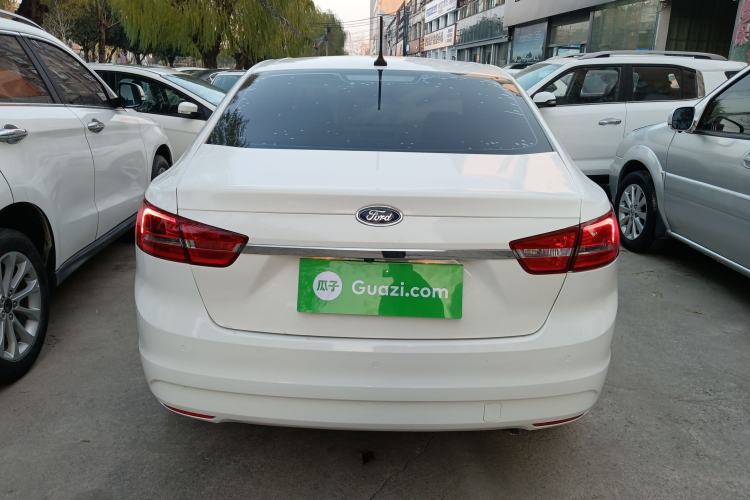 Used Ford Escort 2017 Happiness Edition 1.5L Automatic Fashion Version
