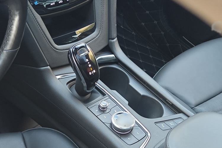 Used Cadillac XT6 2020 28T Six-Seater Four-Wheel-Drive Luxury Version
