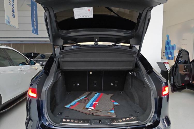 Used Jaguar F-PACE 2020 2.0T Urban Deluxe Edition
