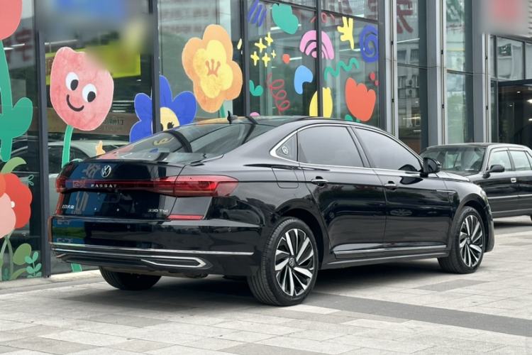 Used Volkswagen Passat 2022 330TSI Starry Luxury Edition Custom Version
