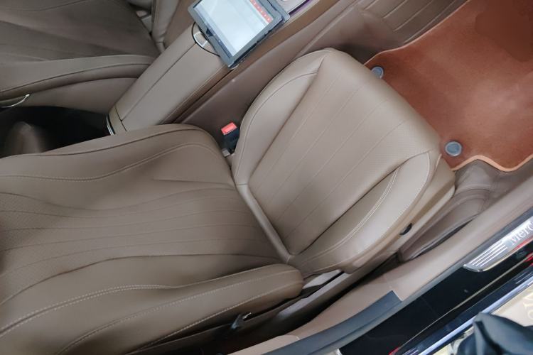 Used Mercedes-Benz E-Class 2023 Updated E 300 L Fashion Edition
