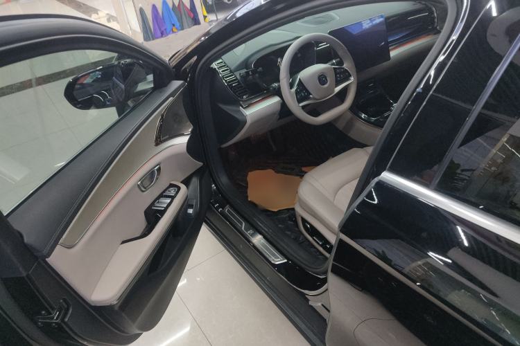 Used BYD Han 2025 EV Intelligent Driving Edition 605KM Prestige Model
