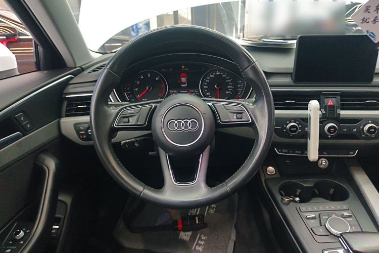 Used Audi A4L 2018 30th Anniversary Edition 40 TFSI Trendy Model