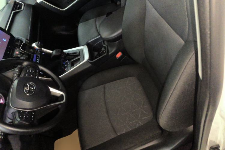 Used Toyota RAV4 2023 2.0L CVT Two-Wheel Drive Fashion Edition
