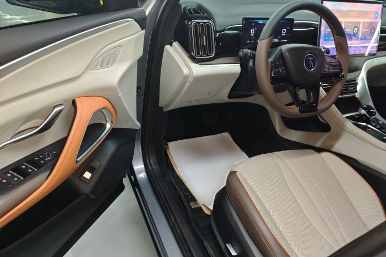 Used BYD Song Pro New Energy 2023 Champion Edition DM-i 110KM Excellence Model
