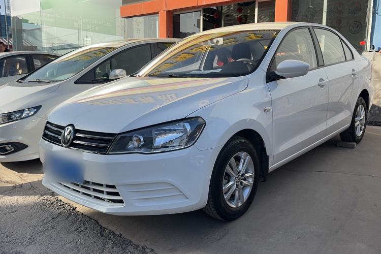 Used Volkswagen Jetta 2015 Value Edition 1.6L Manual Fashionable Style
